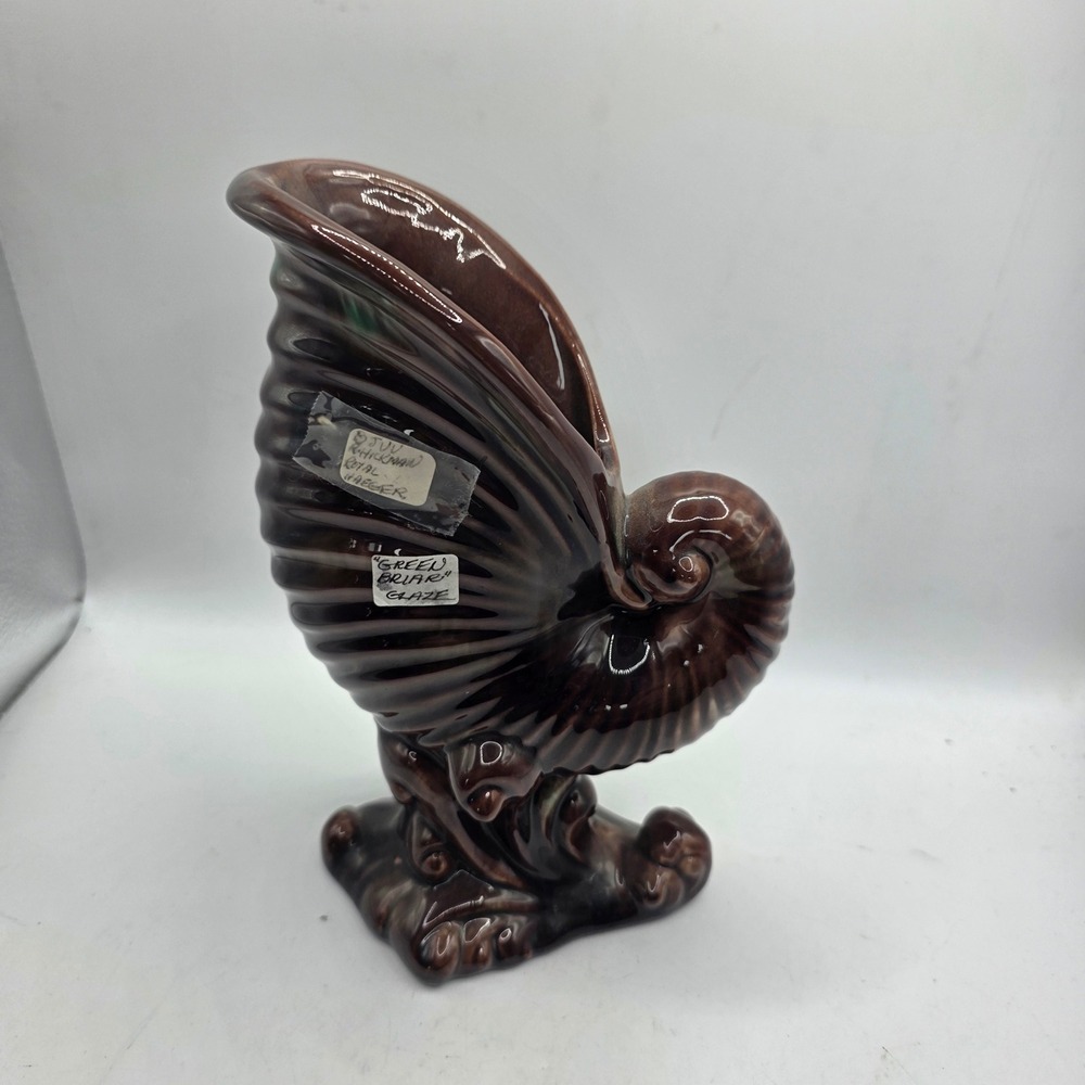 Vintage Royal Haeger Royal Hickman Double Nautilus Shell Vase Green Briar Glaze
